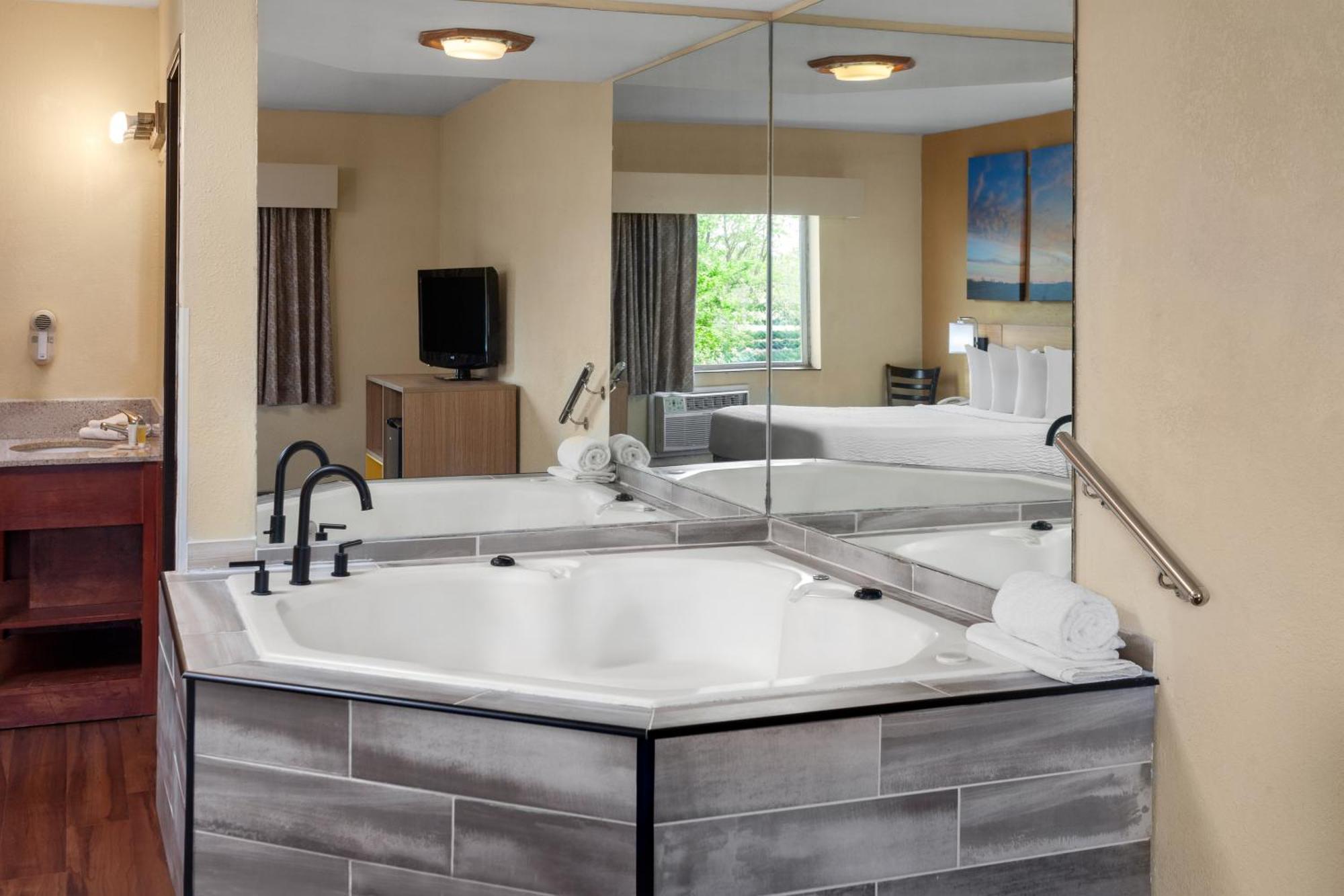 Hotel Days By Wyndham I-90 Casino District