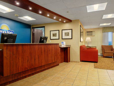 Days By Wyndham I-90 Casino District Hotel Rockford
